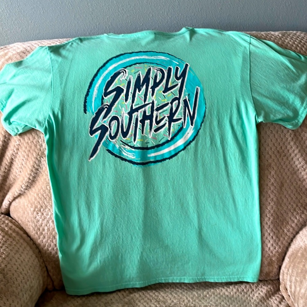 Women’s Simply Southern Retro Graphic Tee Size Large NWT
